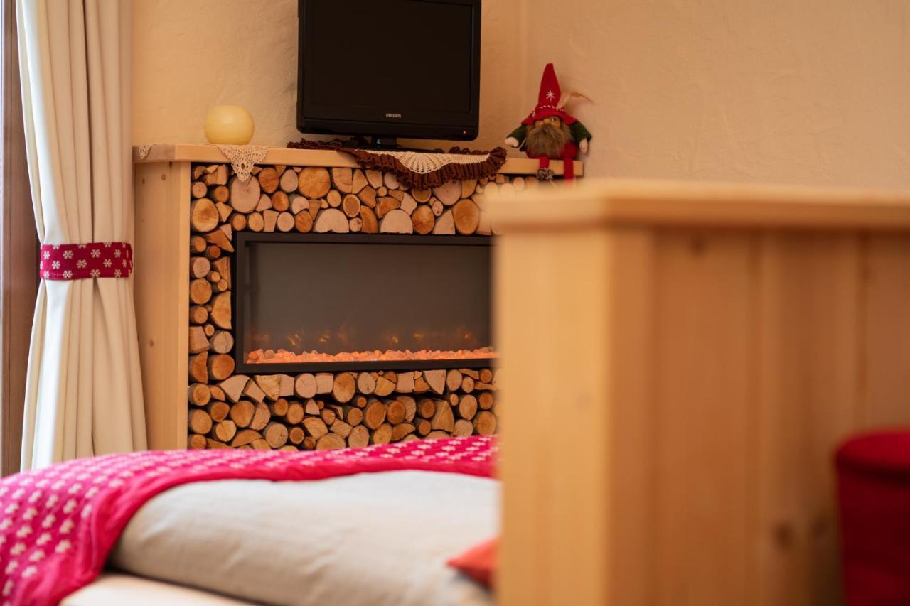 Hotel Krone Λιβίνιο Εξωτερικό φωτογραφία
