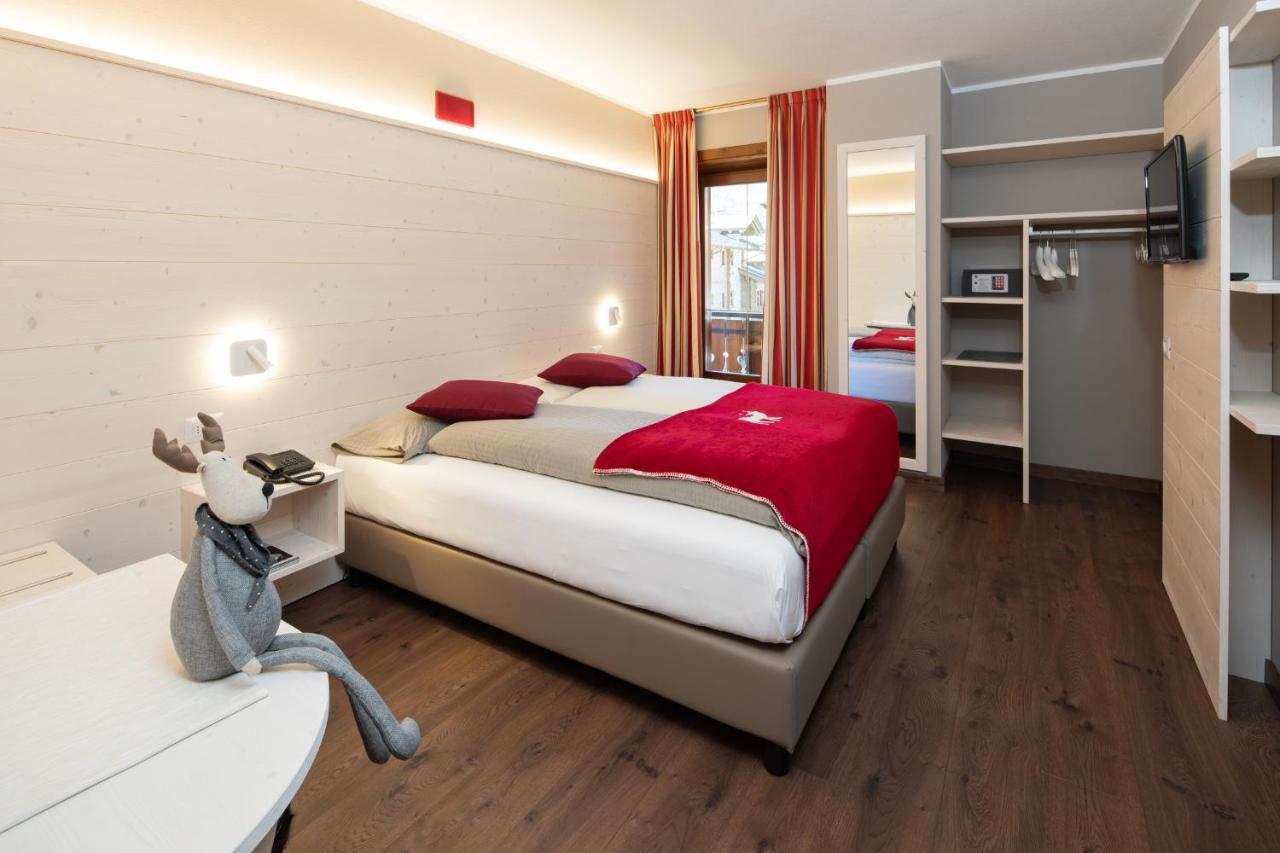 Hotel Krone Λιβίνιο Εξωτερικό φωτογραφία