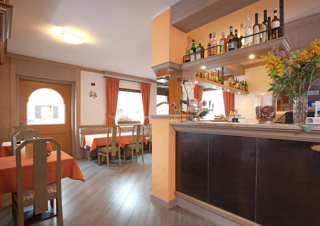 Hotel Krone Λιβίνιο Εξωτερικό φωτογραφία