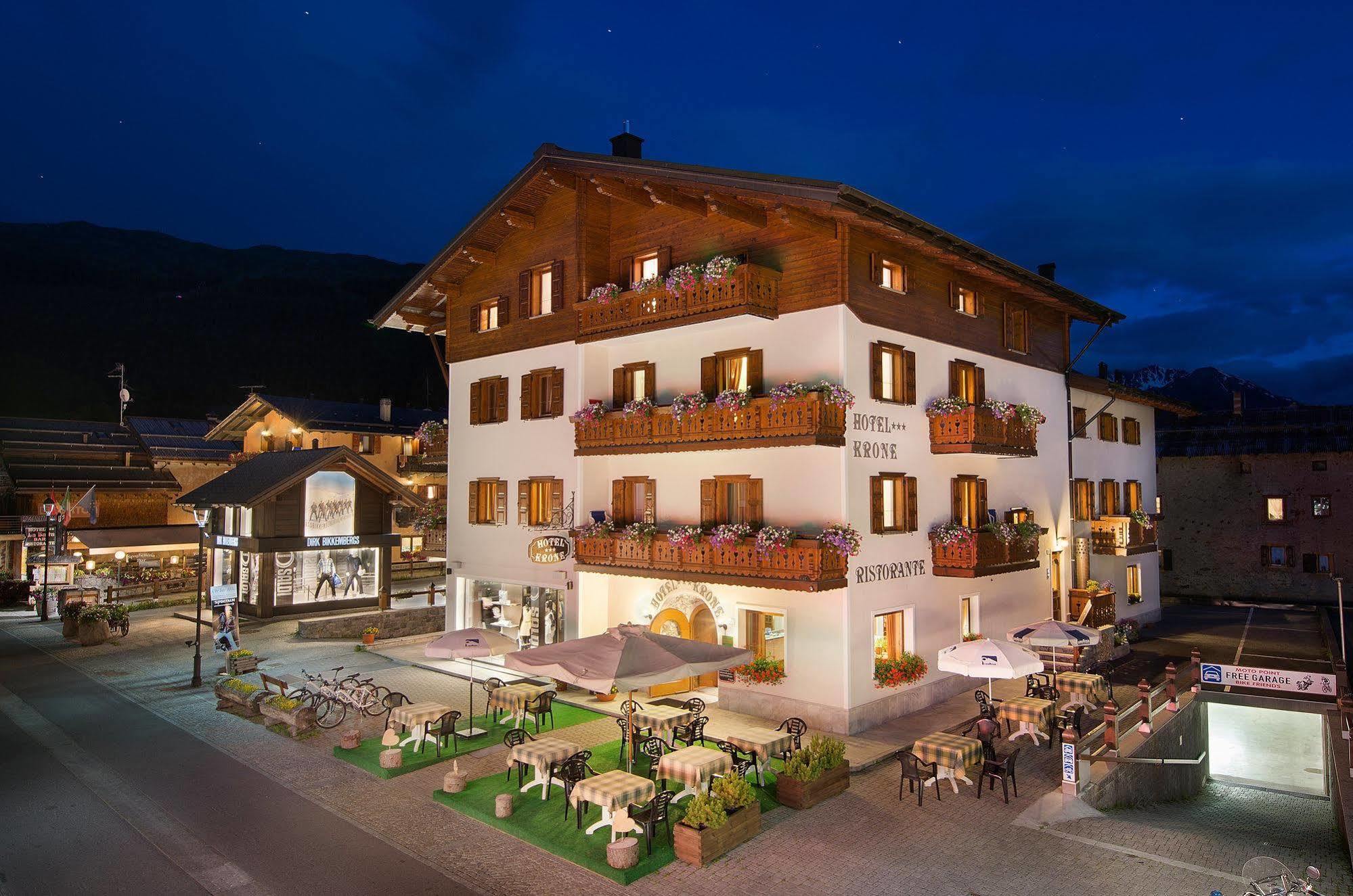 Hotel Krone Λιβίνιο Εξωτερικό φωτογραφία