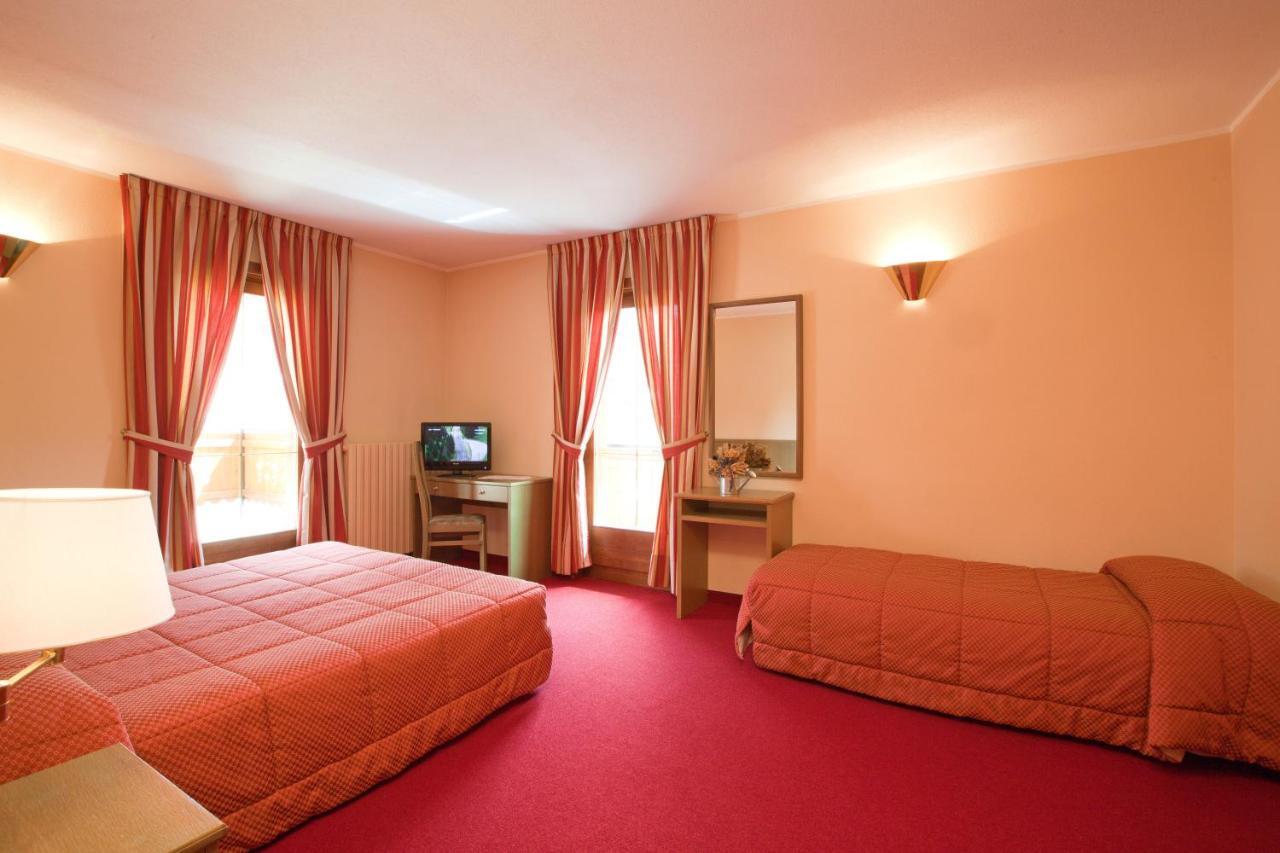 Hotel Krone Λιβίνιο Δωμάτιο φωτογραφία